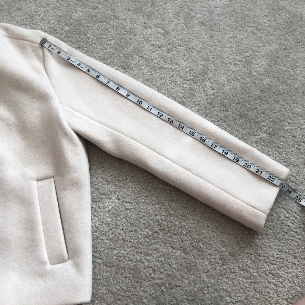 Abercrombie And Fitch Short Cream/ White Wool Coat Lined Size Medium - Picture 6 of 11